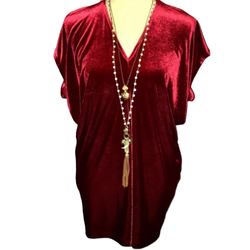 Lands’ End Red Velvet Velour Dolman Short sleeve Top Medium